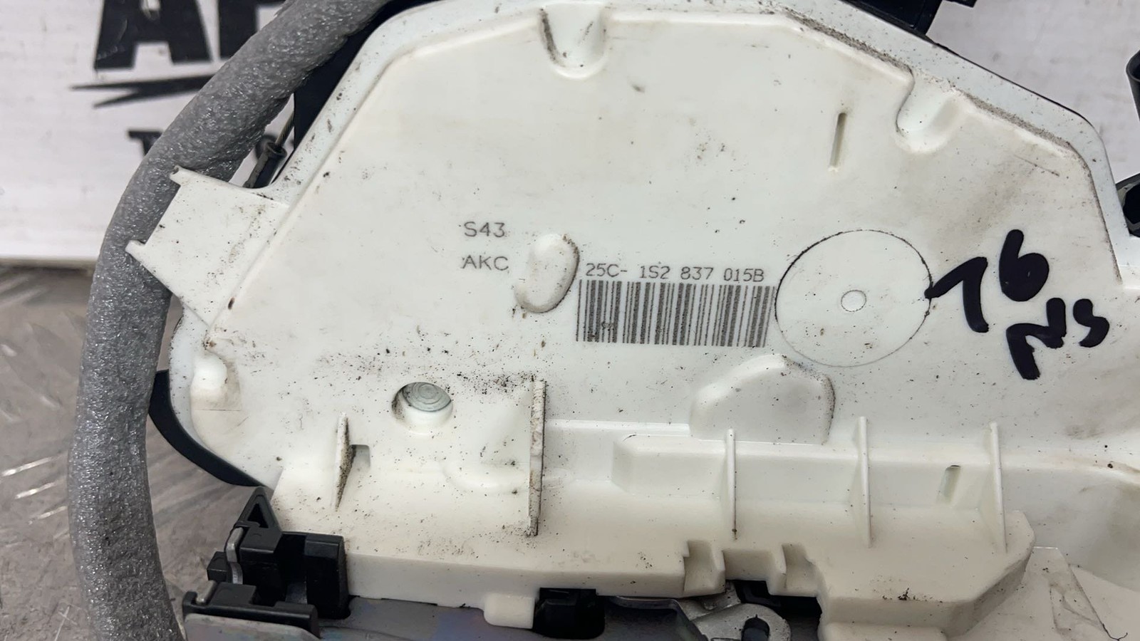 2011-2020 Volkswagen Up Move Hatchback DOOR LOCK(FRONT PASSENGER)1S2 837 015 B