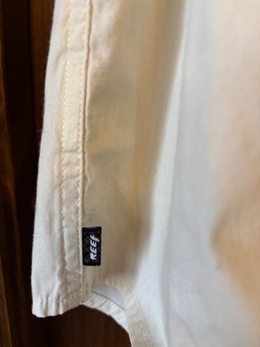 Reef Men's Button Down, Sz XL short sleeve light yellow - Picture 4 of 5