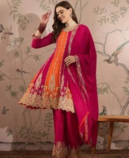 Women New Tranding Designer Kurta With Pant Dupatta Set. Wedding Wear. Size S