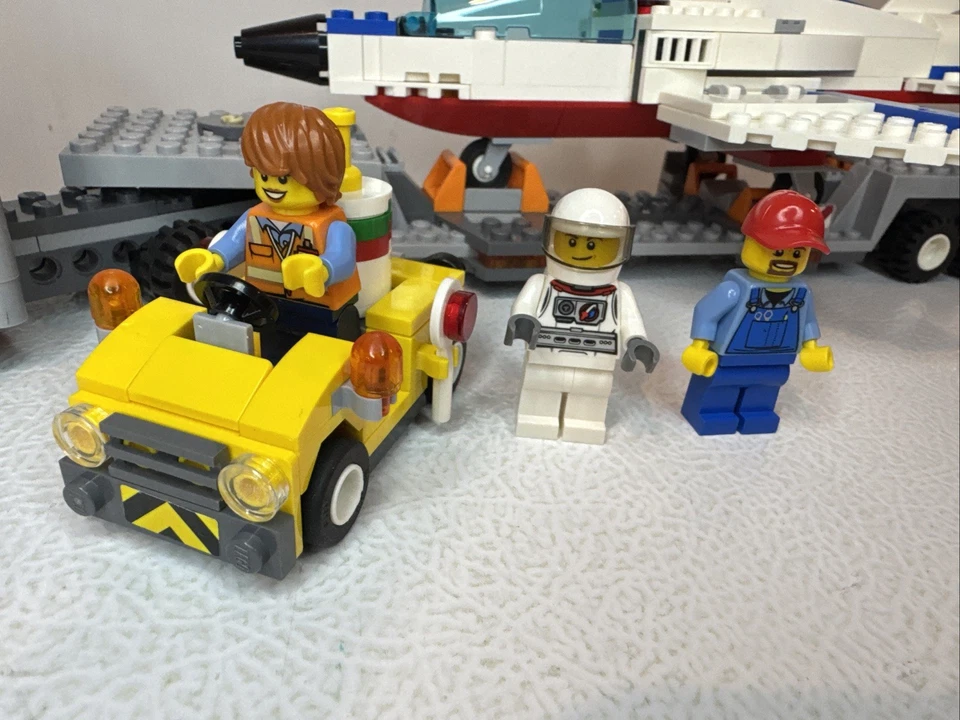 LEGO City Training Jet Transporter (60079) Foto 3 de 4