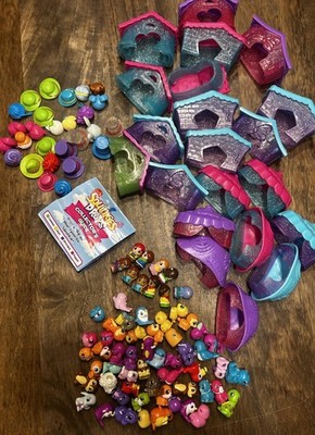 Lot Of 110 Squinkies Items Some Rare & Some Ultra Rare- Collectors Guide Sheet