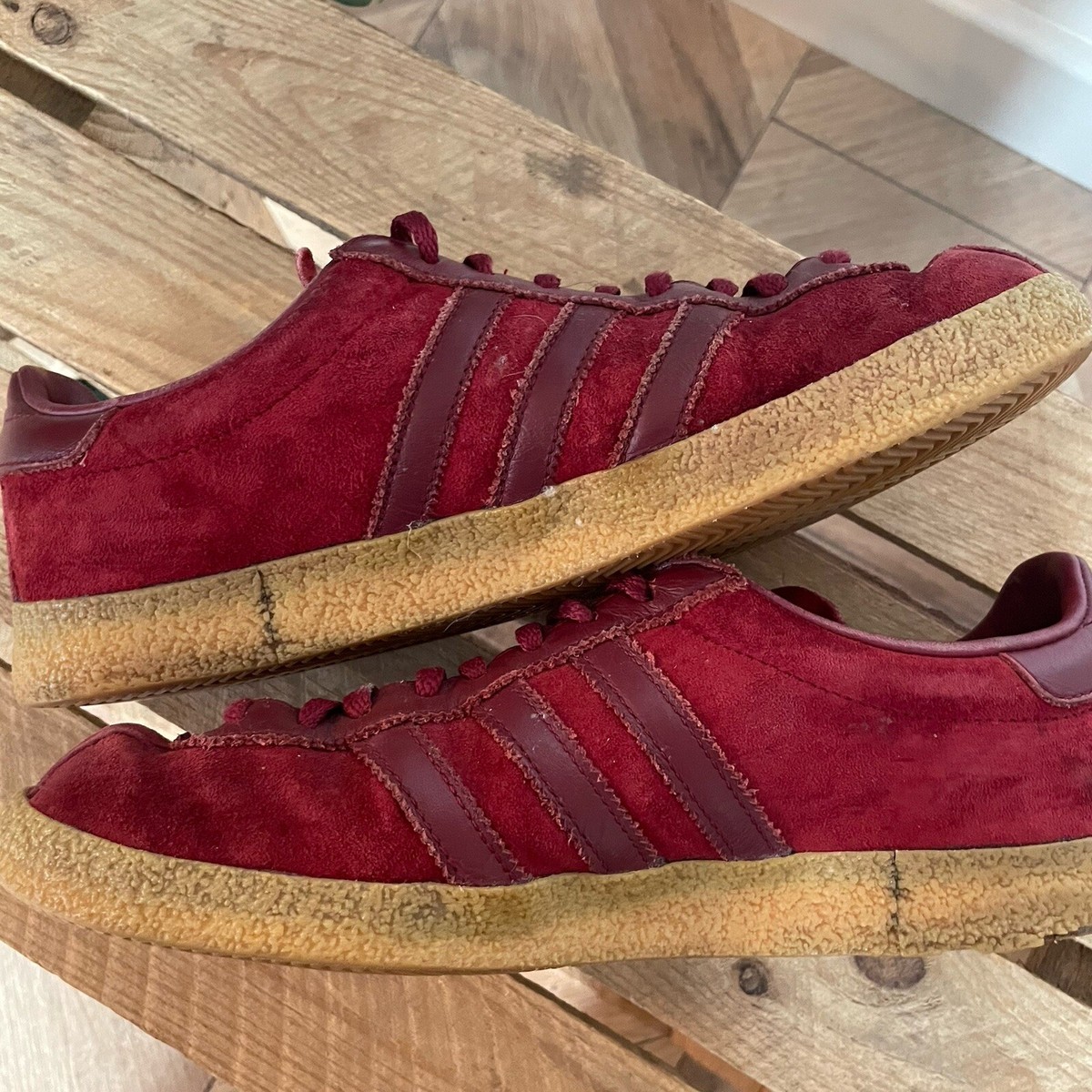 adidas topanga red
