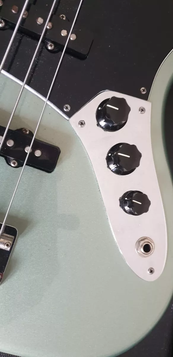 J bass knobs deals