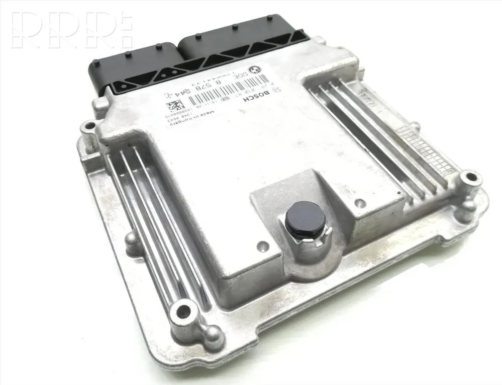 2013 BMW F30 F31 3 Series 320d Computer Engine ECU 8578944 Bosch 
