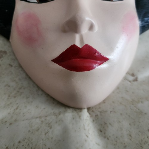 Hobbyist Japanese Nihonga mi Woman Hand Painted Decorative Mask Ceramic - Picture 2 of 24