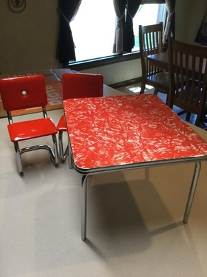 american girl molly table and chairs