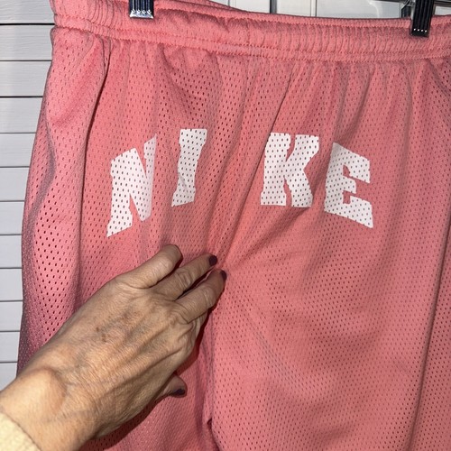 Nike GIRLS L 14-16 Light Pink Mesh Running Shorts Look - Picture 3 of 7