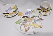 1960 Vtg.  MUSHROOMS by Ernestine Salerno Italy 4 pc Place Setting  Hand Painted