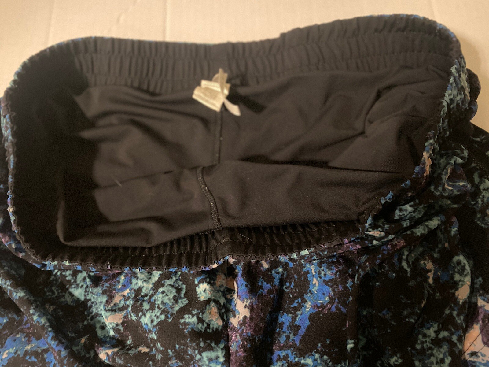 Fabletics Galaxy Tidepool Athletic Lined Shorts X… - image 5