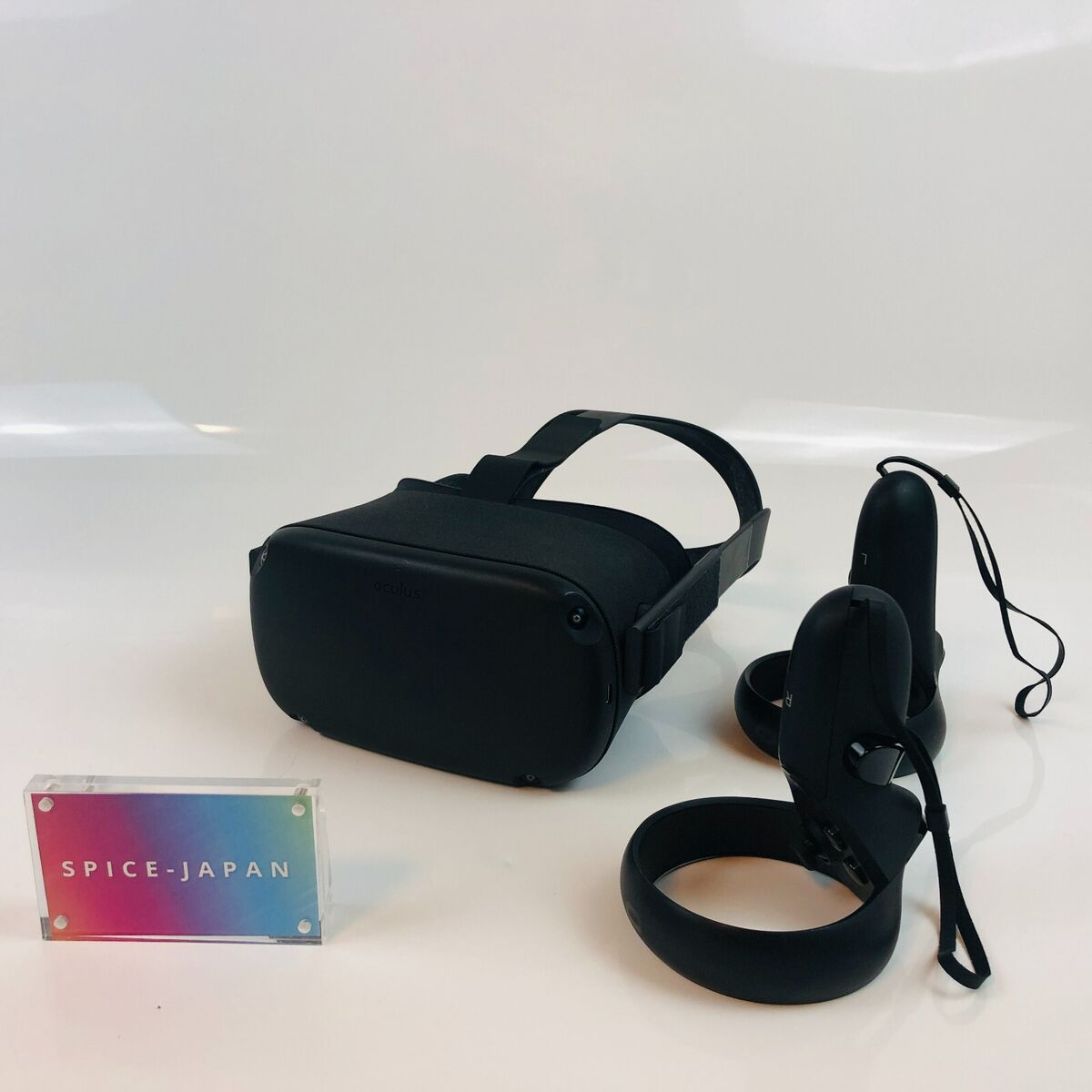 Meta Oculus Quest 1 VR Gaming Headset – Headset, 2 Meta Oculus Quest 1 VR Gaming Headset – Headset, 2