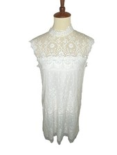 NWT David’s Bridal White Lace Dress. Size M