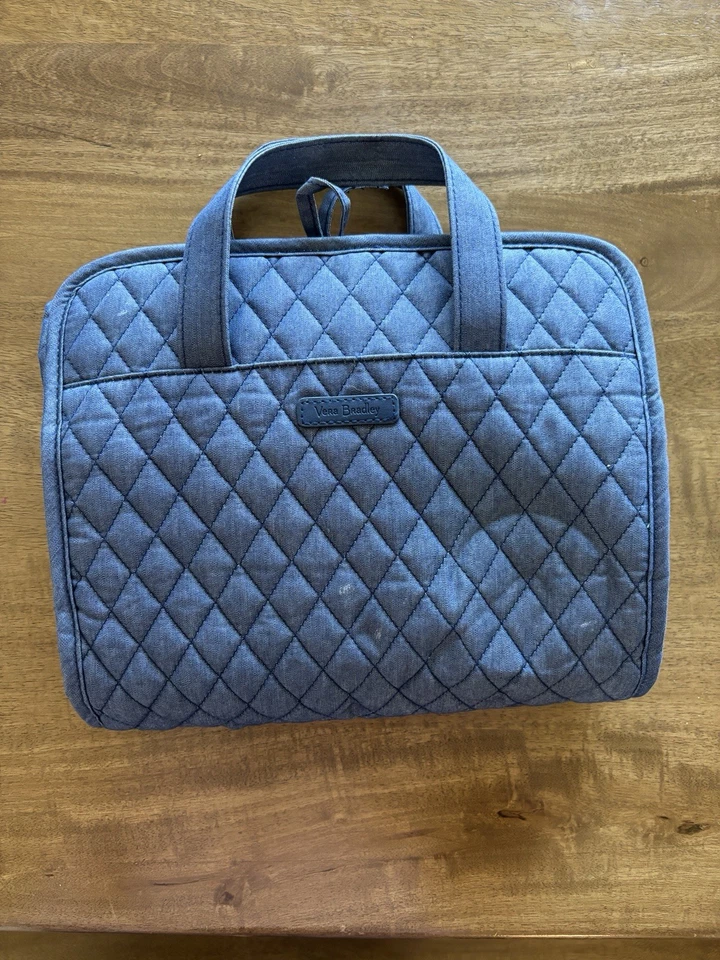 Bolsa de viaje organizadora de cosméticos para artículos de tocador colgantes Vera Bradley Foto 4 de 4