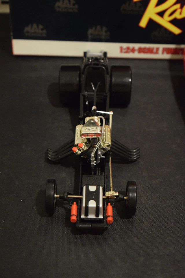 Mac Tools Motorsports 1996 Gatornationals 1:24 Scale Funny Car - Image 4 of 4