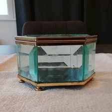 Boîte à bijoux hexagonale verre biseauté miroir, monture métal doré