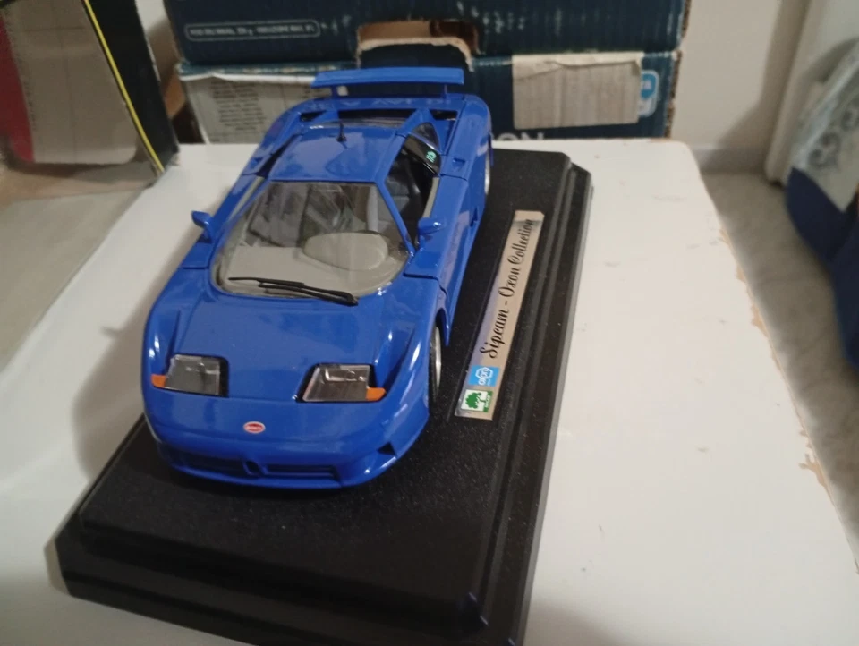 Bugatti EB110 Burago 1 24 - Immagine 3 di 4