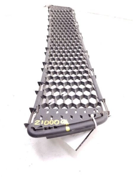 Решетка нижняя центральная подходит для 06 SCION XA 350042 - Изображение 4 из 4