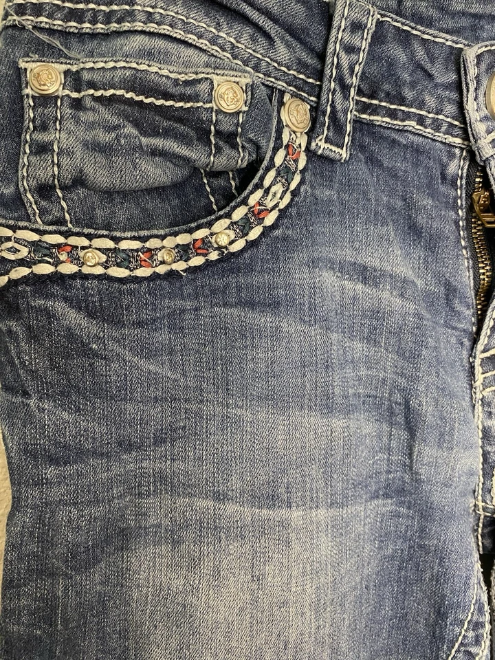 Pantalones de mezclilla para mujer Grace in LA 29 pedrería rojos plateados azules adornados Foto 4 de 4