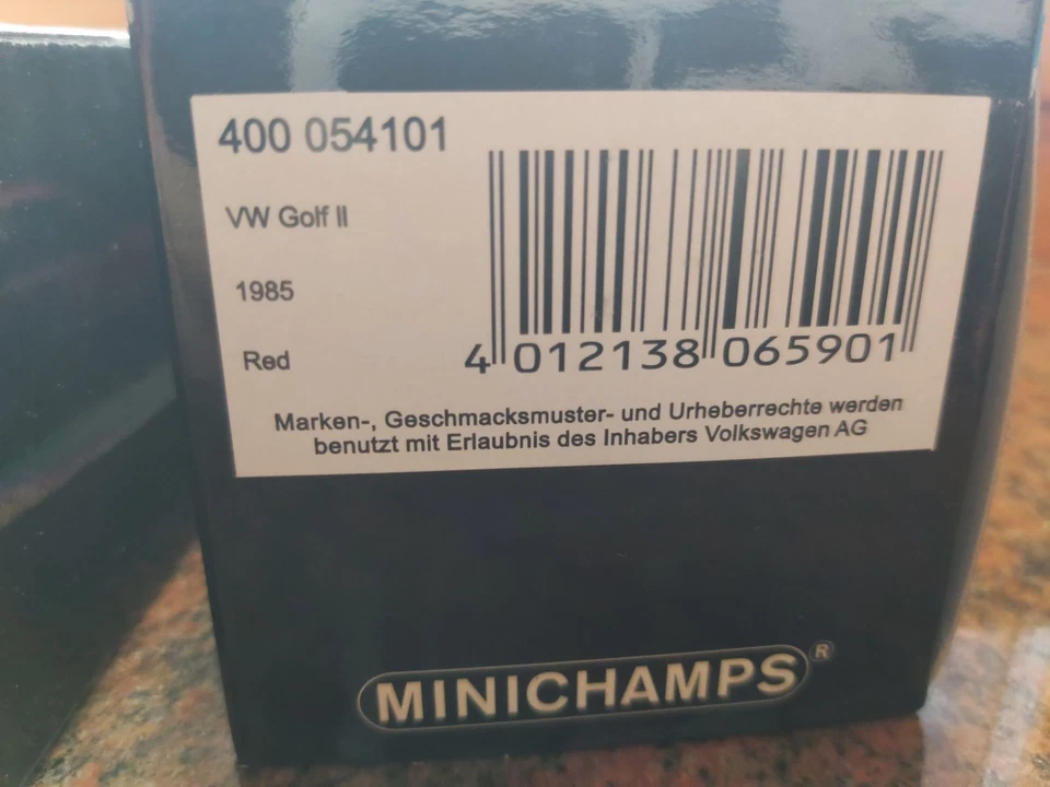 VW GOLF 1985 Minichamps 1/43 1OF 1824 - Immagine 2 di 2