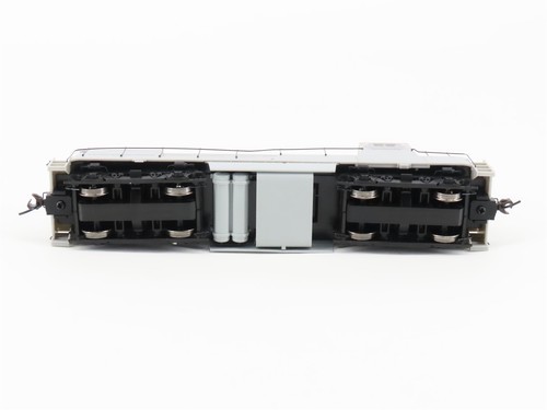 HO Scale Atlas Master 9518 Undecorated FM H15/16-44 Early Diesel w/ DCC - Picture 10 of 12