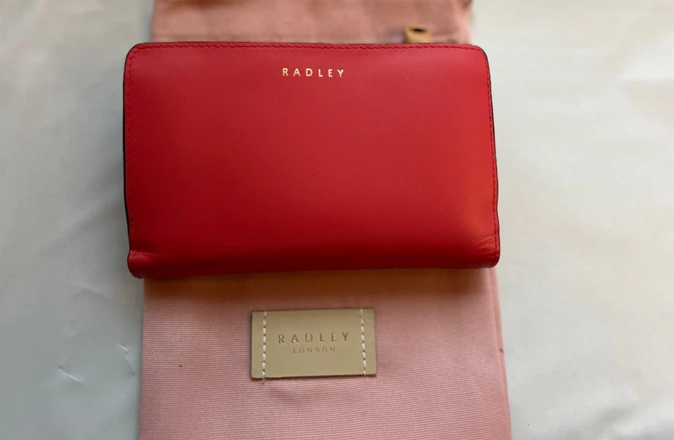 Radley London 女式皮革 Heritage Dog Outline 双折钱包钱包熔岩金色 — 第 2/4 张图片