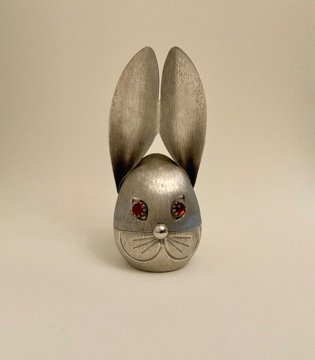VINTAGE NAPIER BUNNY RABBIT BRUSHED SILVER METAL COIN BANK VINTAGE NAPIER BUNNY RABBIT BRUSHED SILVER METAL COIN BANK
