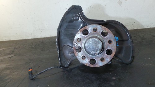 Y318-065 Mercedes W204 C220 CDI Achsschenkel Radnabe Vorne Links A2043320101