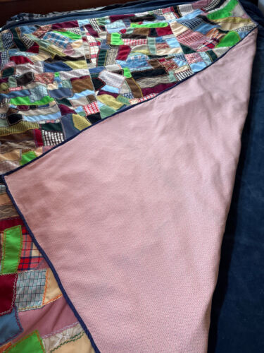 Vintage Handmade Patchwork Quilt 53"x70" Fun Patterns Crazy Shapes Hand Sewn - Picture 12 of 12