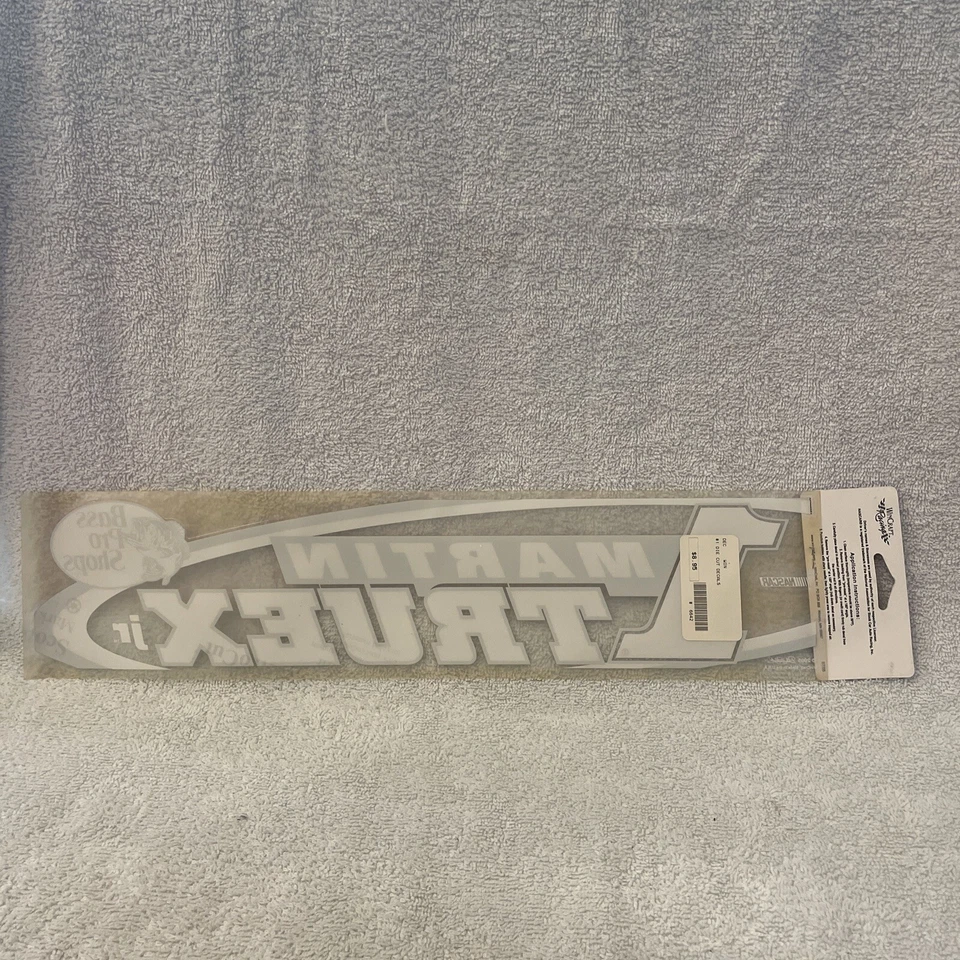 Martin Truex Jr #1 Bass Pro Shop Decal 4x16 #18 Foto 2 de 2