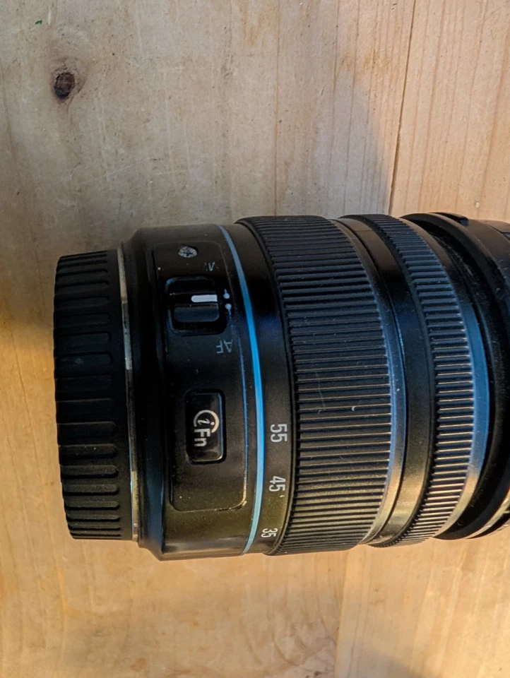 Lente zoom Samsung 18-55 mm para cámaras serie NX Foto 3 de 4