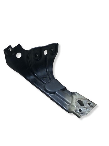 Volkswagen PASSAT CC 2014 Vorne rechts Halterung Kotflügel 3C8821142 TNR32929