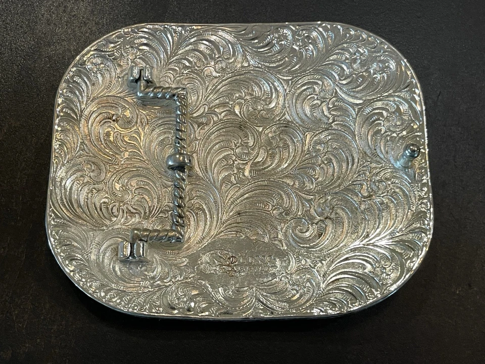 "Hebilla de cinturón Nocona de 4"" cruz plateada con adornos de herramientas" Foto 4 de 4