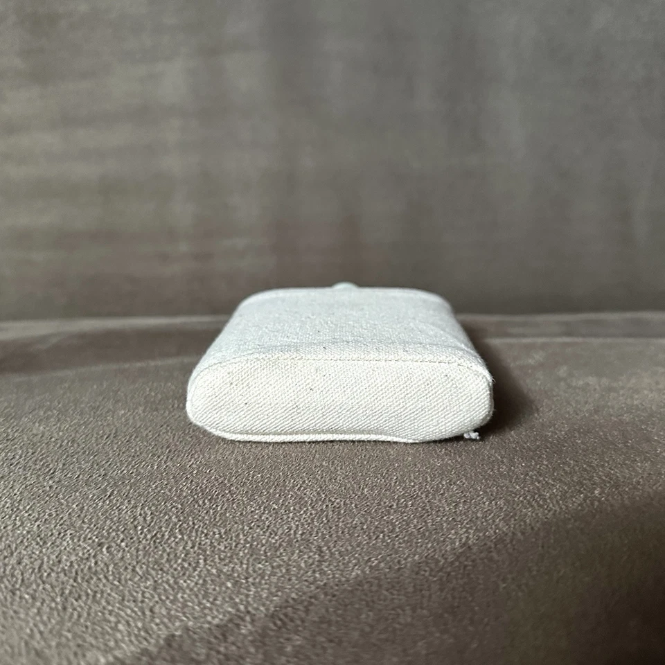 🌿Izola Flask w/ Canvas Carrier - Ice Gray & Cream🌿 - Image 4 of 4