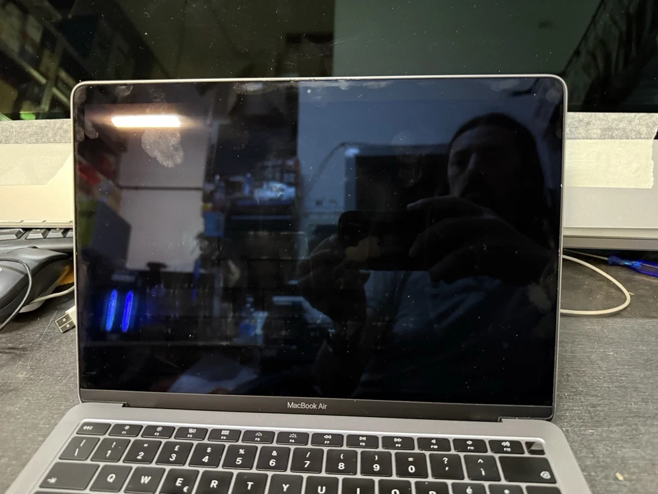 LCD DISPLAY RETINA PER MACBOOK AIR 13 (2018) A1392 SCHERMO EMC3184 ORIGINALE - Immagine 2 di 3