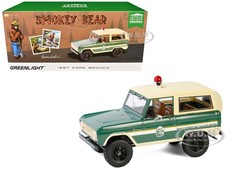 1967 FORD BRONCO "SMOKEY BEAR" GREEN & CREAM 1/18 DIECAST BY GREENLIGHT 19143