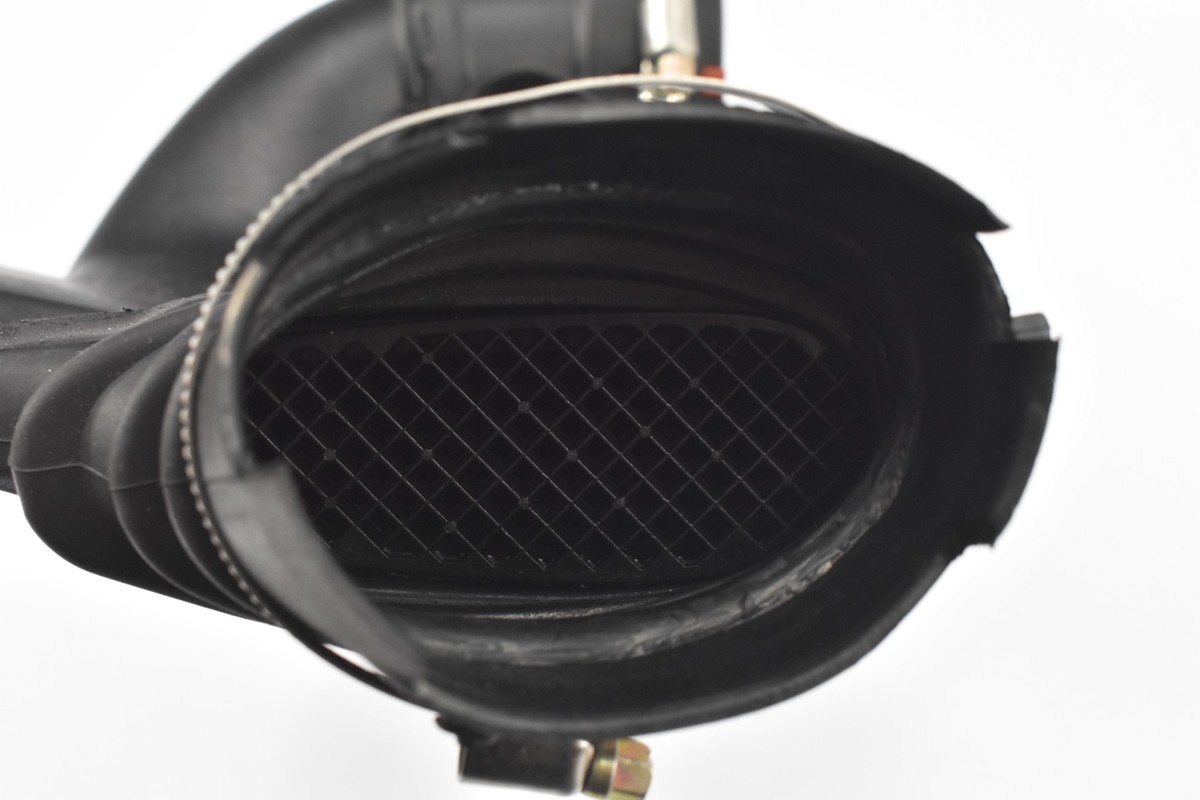 Mass air flow sensor A6420943497 Mercedes W203 W204 3.0D V6 Air 