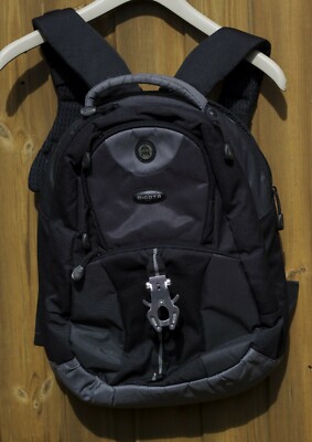  Dicota Bac Pac Jump Notebook Laptop 15,4 Zoll Rucksack schwarz/grau N4018N 