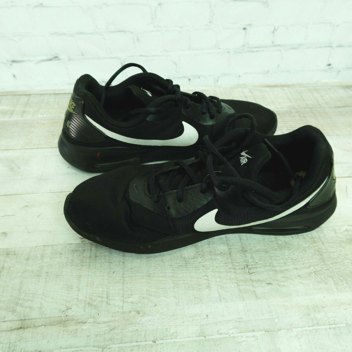 Nike Air Max Oketo Running Mens Size Black Shoes White AQ2235