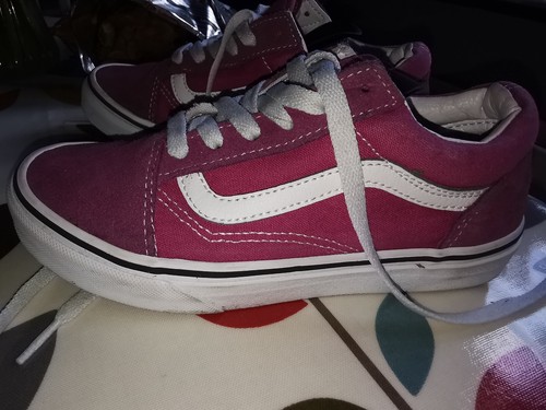 Vans Girls Pink Suede & Purple Canvas Old Skool Trainers (UK 2) - Picture 2 of 7