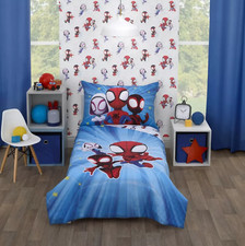 4 Pieces Spiderman Spidey and His Friends Toddler - Crib Size Bedding Comforter