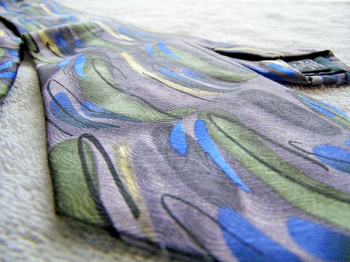 Mens Ossomani Tie Necktie Purples Blue Silver Olive Green 100% Silk 66" - Picture 3 of 3