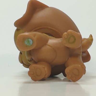 Littlest Pet Shop Dog 2006 C-031 Hasbro Rare Petshop Magnet Littlest Pet Shop Dog 2006 C-031 Hasbro Rare Petshop Magnet