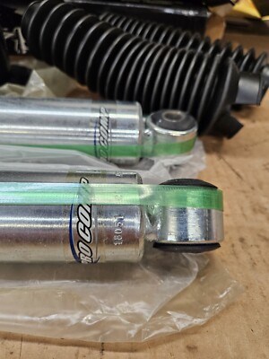 Pro Comp 1976-1986 CJ5 Jeep CJ7 Jeep Lift Kit ZX2068 Shocks