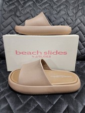 NIB J Slides SQUISH Sand EVA Beach Slides. Brand New Size 10