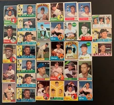 Topps-Mixed-SAN FRANCISCO GIANTS (34 CARDS)-Alou-Hiller-Rigney-Fisher-O'Dell