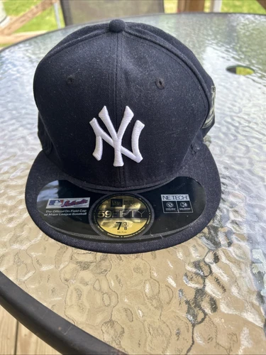 New Era 7 3/8 New York Yankees Hat Fitted 59Fifty Derek Jeter #2 Captain Patch