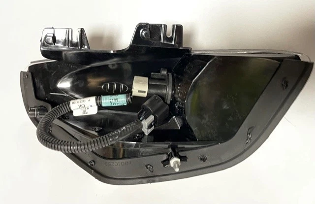 FITS 2002-2005 PONTIAC AZTEK LAMP ASM-PARK & FRT SI MKR 10321979 -  NEW OEM - Image 2 of 2