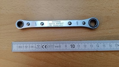 Ratschen-Ringschlüssel 5/16''& 3/8'' Ratcheting Box Wrench, Snapon Number R1012A