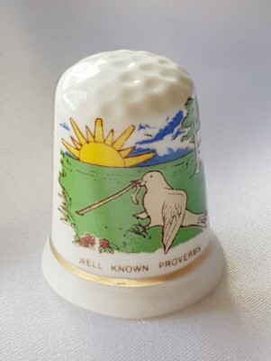 Bekannte Sprichwörter ~ ''Der frühe Vogel fängt den Wurm'' ~ Bone China ~ Fingerhut