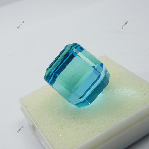 Best Loose Gemstone 52.50 Ct Lab-Created Blue Sapphire Cube Cut CERTIFIED - Picture 2 of 13