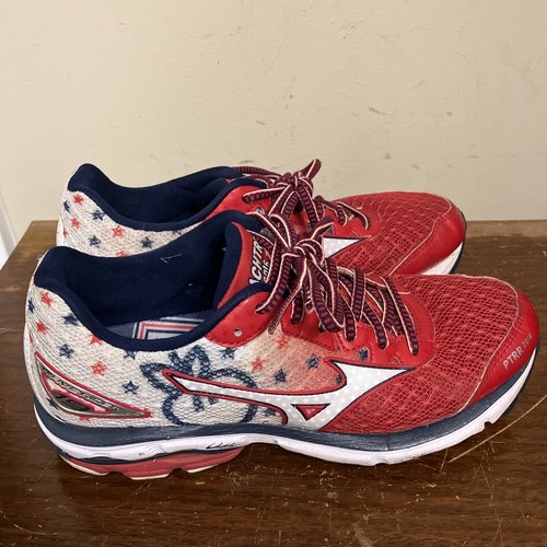 mizuno running shoes peachtree road race